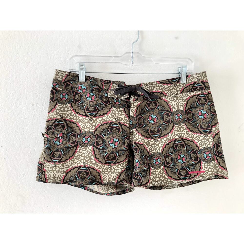 Patagonia Shorts Size 6